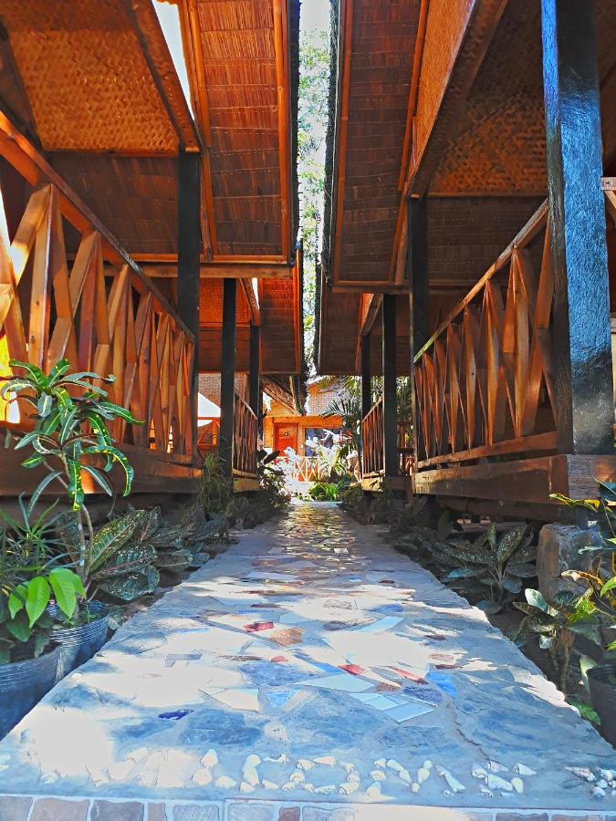 Castaway Native Huts Apartman San Vicente  Kültér fotó